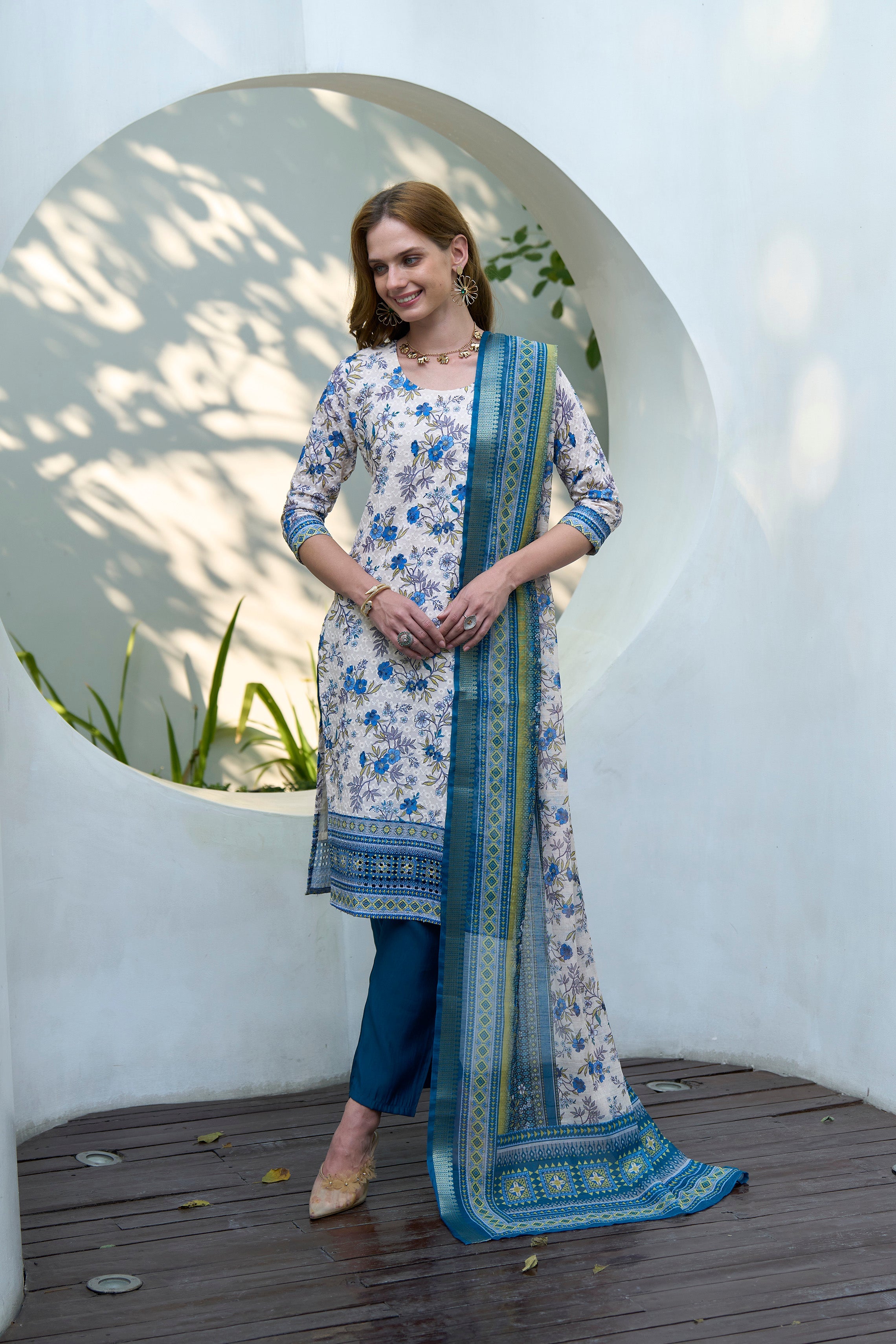 White Cotton Printed Kurti Set with 3/4 Sleeves and Linen Dupatta with Teal Pocket Pant